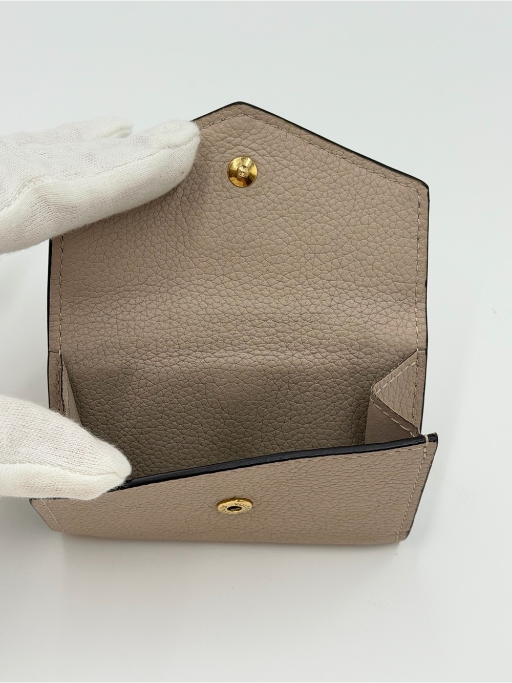 Louis Vuitton “Lockmini” Compact Wallet W/Dust Bag and Entrupy COA - Picture 3 of 13